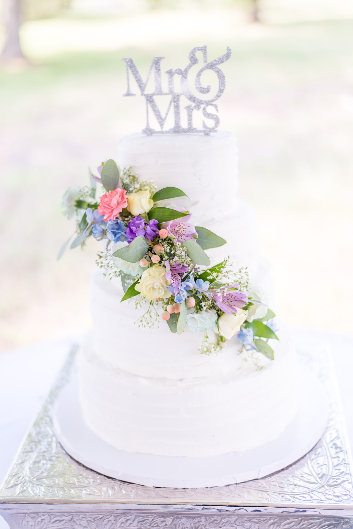 Indianapolis Wedding Cake with Pastel Flowers