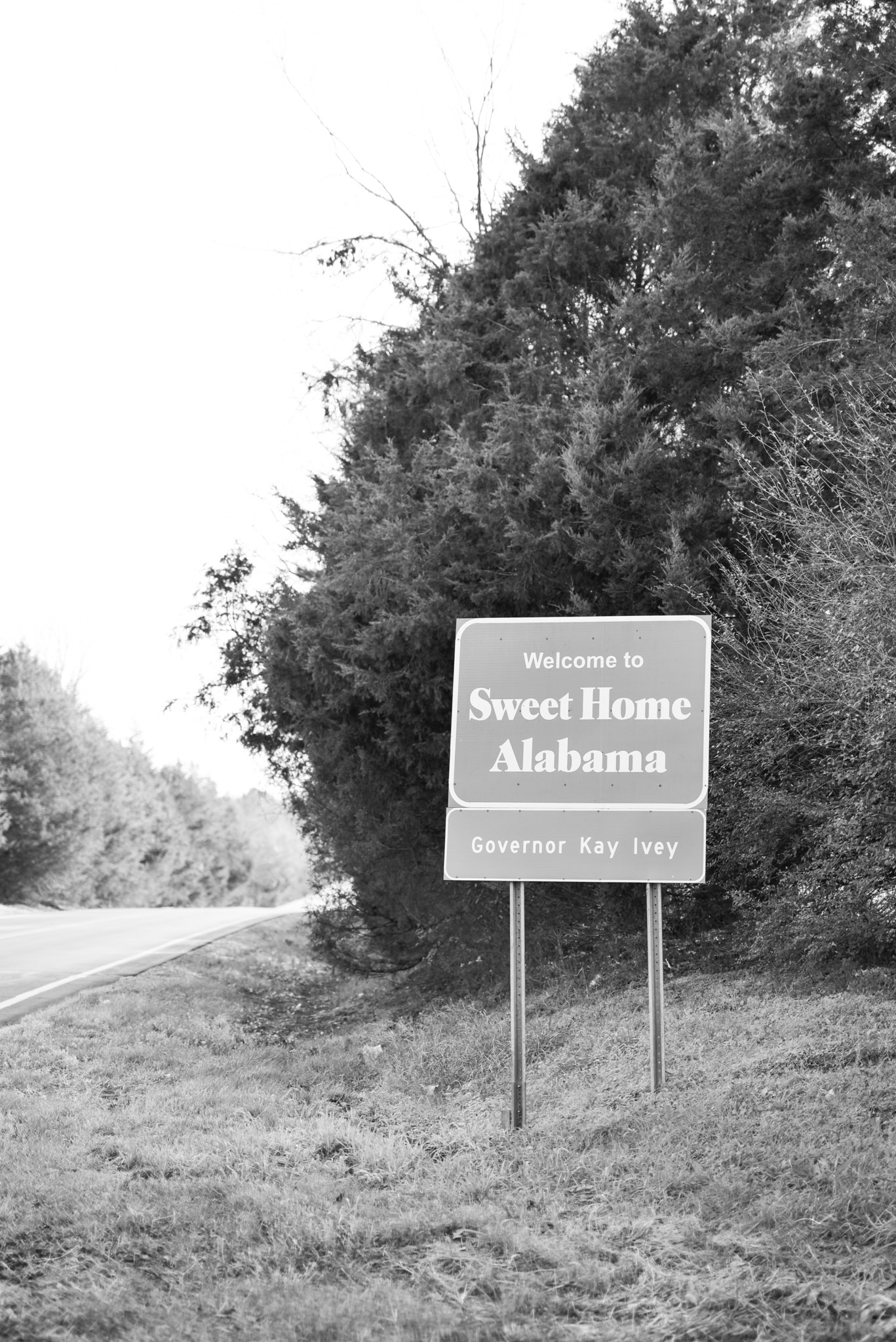 Alabama welcome sign