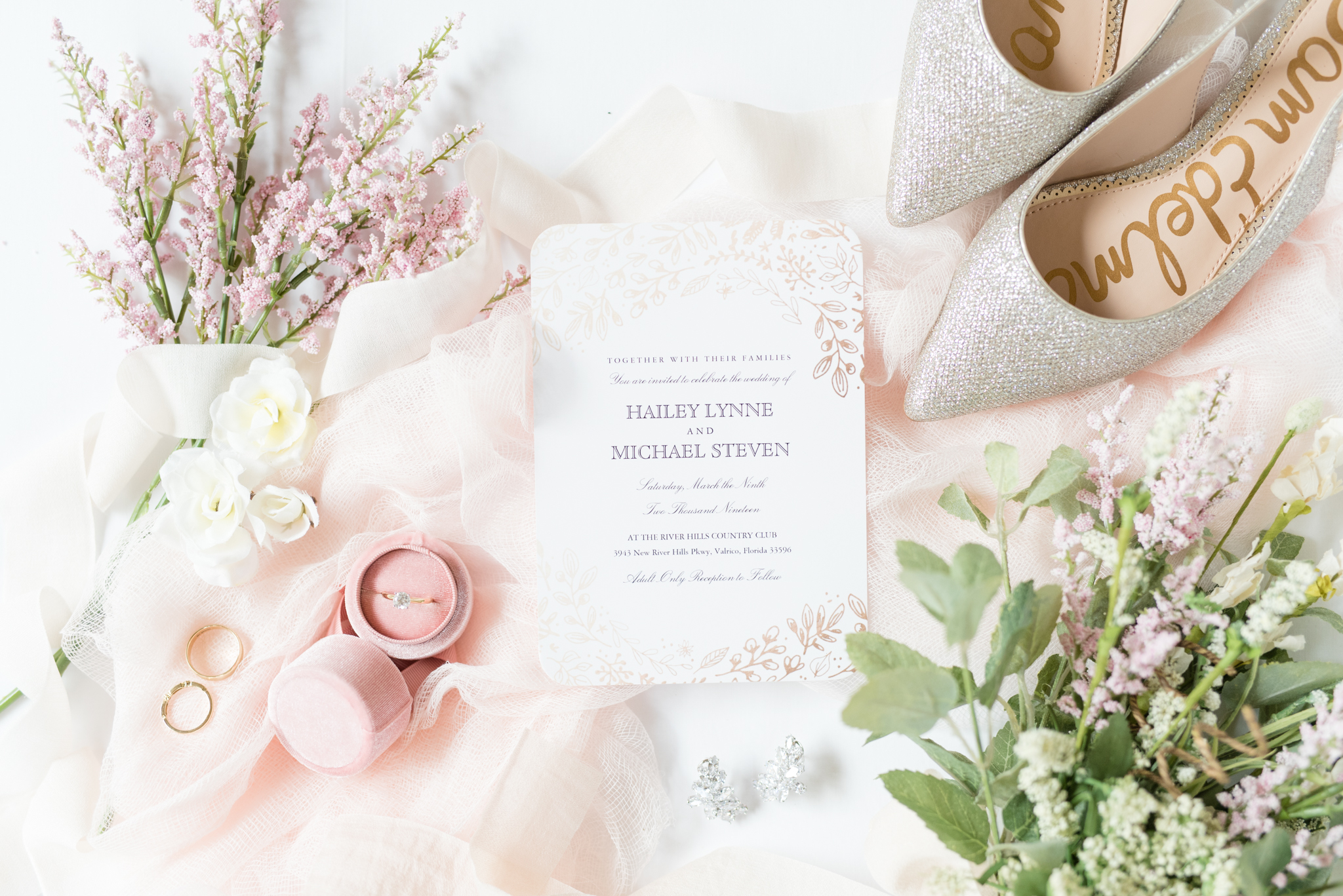 Cream and pink Wedding details 