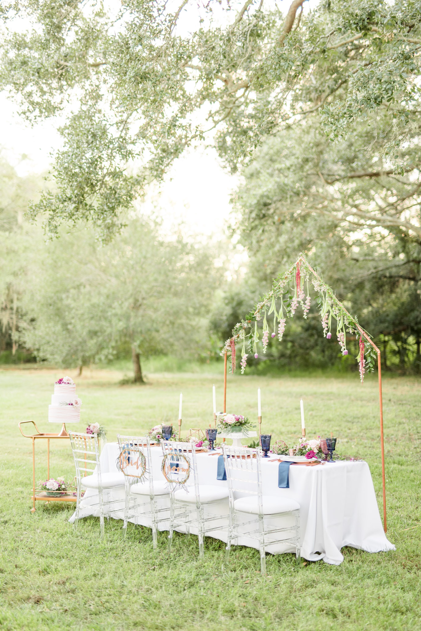 Reception table at elopement.