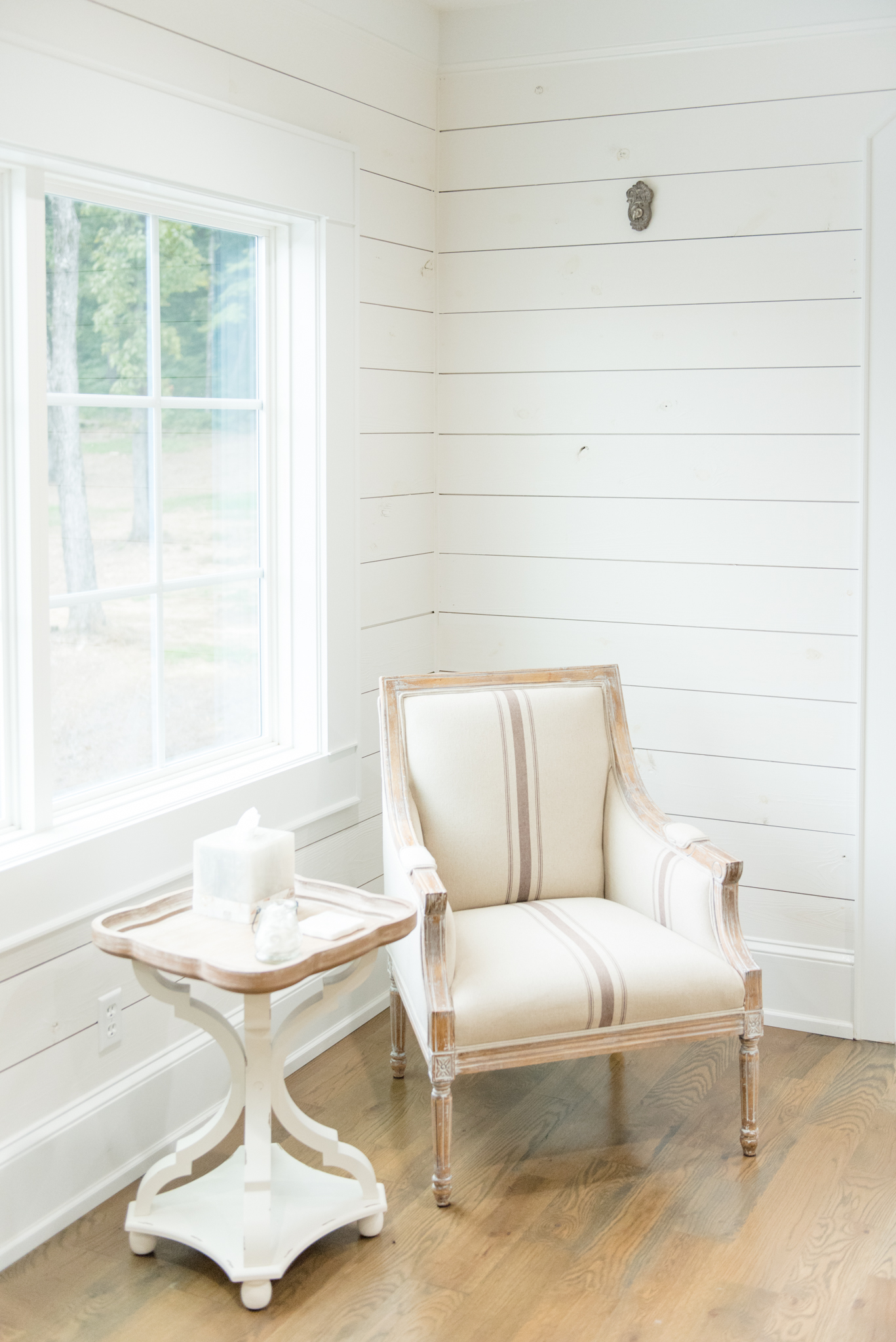 Comfy chairs in bridal suite.